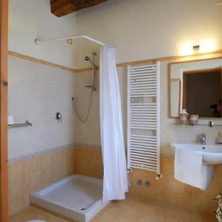 Vaiano Sleeps 21 Pool Air Con Wifi Paciano