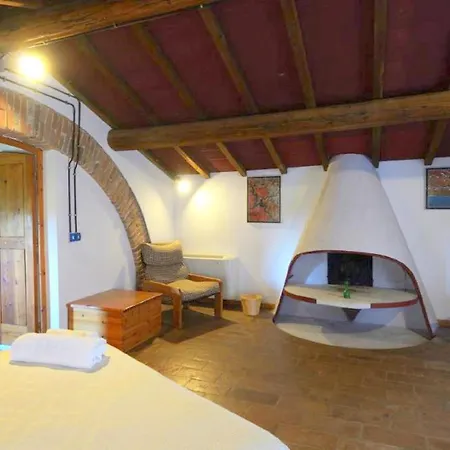 Vaiano Sleeps 21 Pool Air Con Wifi Villa *